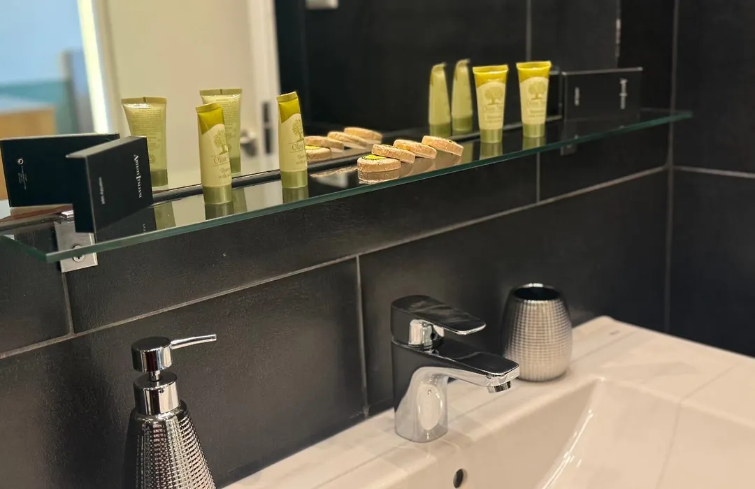 Elite Ermou Suites-1