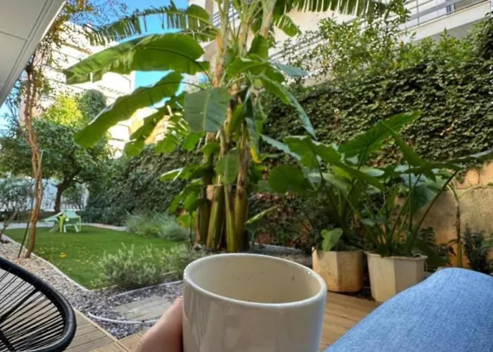 Viktoria'S Garden Home